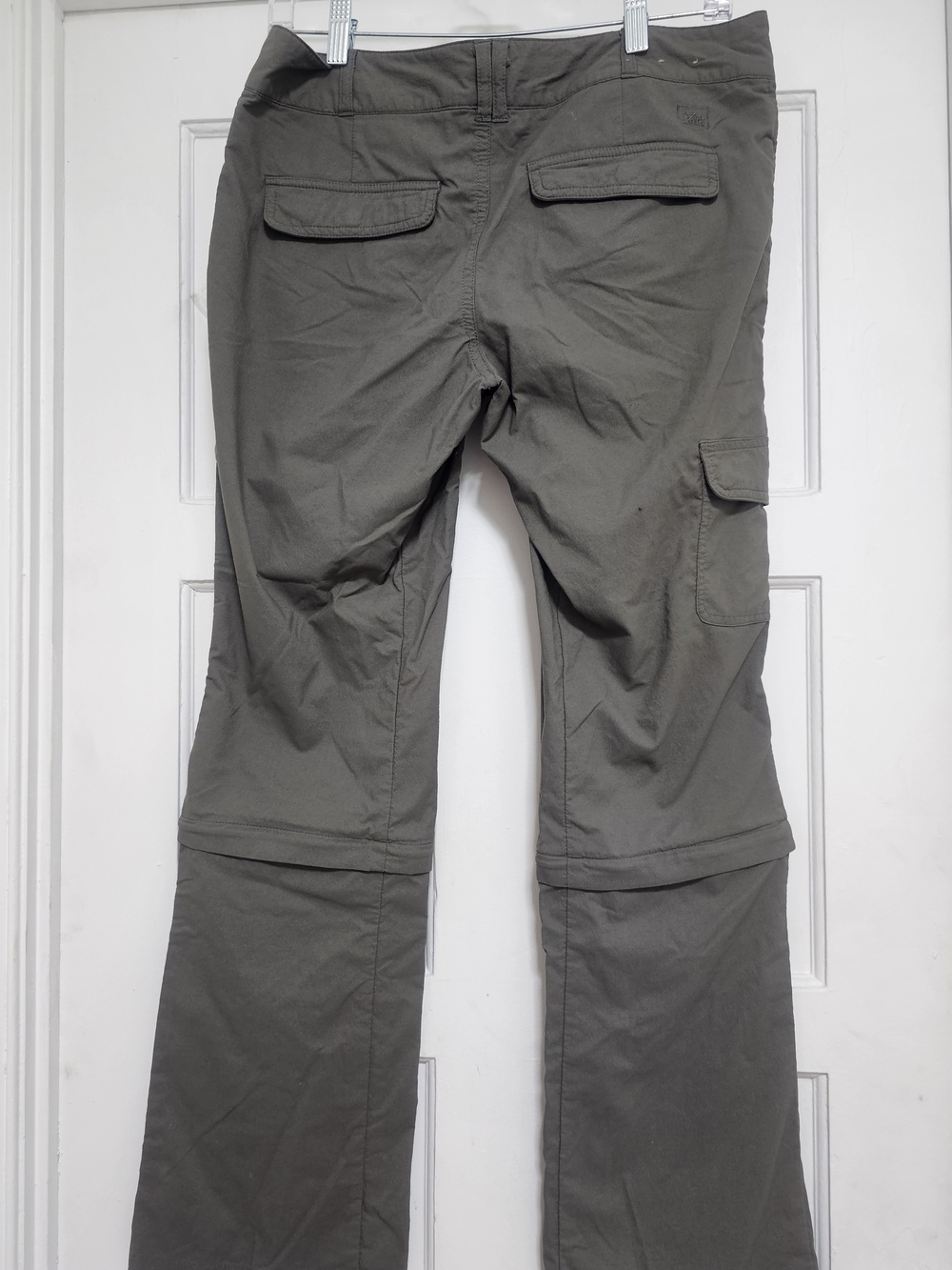 REI Women’s Hiking Pants Gray Size 8 Nylon/Spandex UPF 50+ - Picture 4 of 10